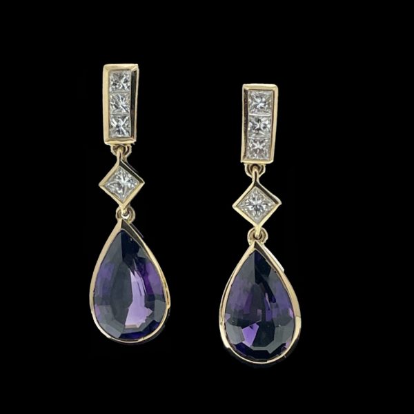 BOUCLES D'OREILLES PENDANTES EN OR JAUNE 18K DIAMANT ET AMETHYSTE